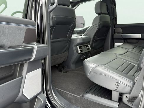 Used 2026 Ford F450 Platinum image 23