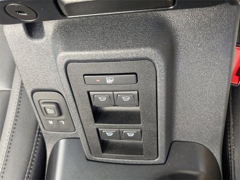 Certified 2024 Ford Bronco Everglades image 23