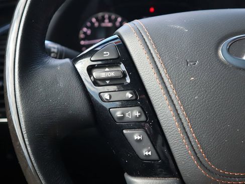 Used 2024 INFINITI QX80 Sensory image 24