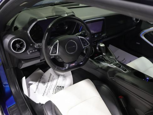 Used 2016 Chevrolet Camaro SS image 16