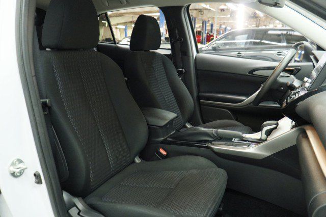 Used 2024 Mitsubishi Eclipse Cross LE AWD/4WD image 22