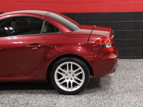 Used 2009 Mercedes-Benz SLK 300 image 23