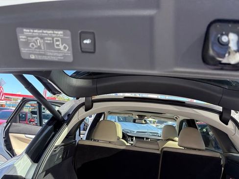 Used 2019 INFINITI QX50 Essential w/ Premium Heat Package image 16