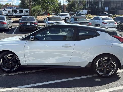 Used 2019 Hyundai Veloster Turbo Ultimate FWD image 6
