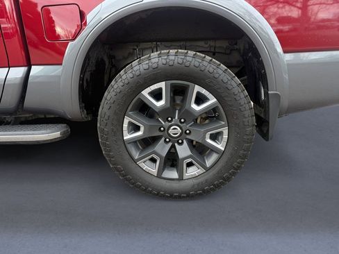 Used 2020 Nissan Titan Platinum Reserve w/ Moonroof Package image 14