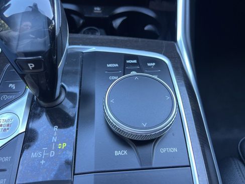 Used 2019 BMW 330i Sedan w/ Convenience Package image 29