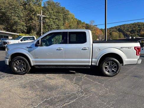 Used 2017 Ford F150 XLT w/ Equipment Group 302A Luxury image 3