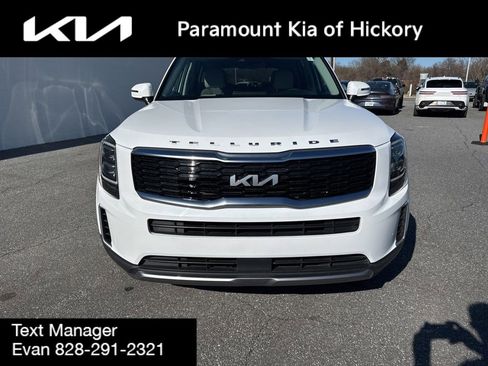 Used 2022 Kia Telluride EX w/ EX Premium Package image 2