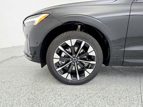 New 2026 Volvo XC60 B5 Plus w/ Protection Package Premier image 29