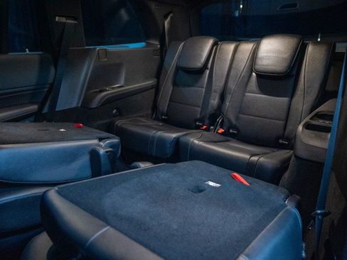 New 2026 Mercedes-Benz GLS 450 4MATIC image 17