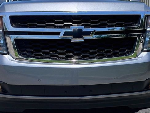 Used 2019 Chevrolet Tahoe LT w/ Luxury Package AWD/4WD image 32