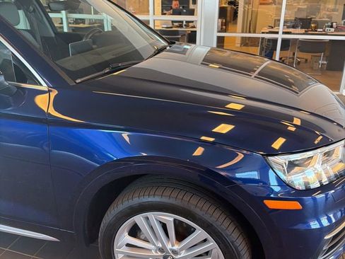 Used 2018 Audi Q5 2.0T Premium Plus AWD/4WD image 19