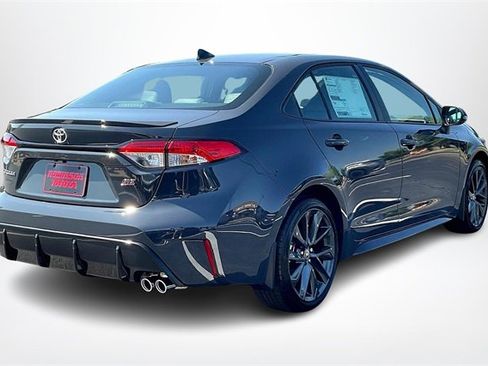 Used 2025 Toyota Corolla SE image 13