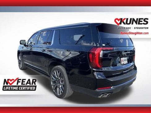 Used 2026 GMC Yukon XL Denali Ultimate w/ LPO, Floor Liner Package AWD/4WD image 9