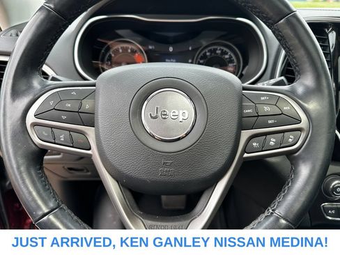 Used 2021 Jeep Cherokee Limited w/ Elite Package AWD/4WD image 12