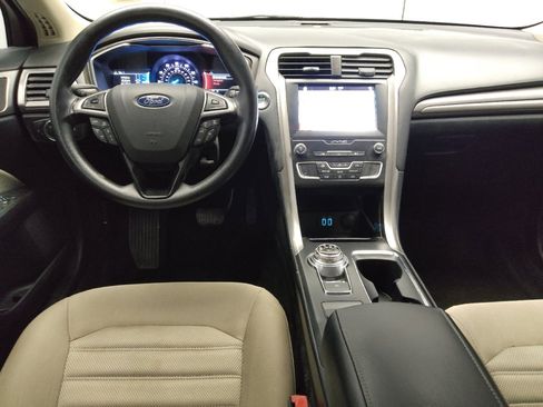 Used 2019 Ford Fusion S image 22
