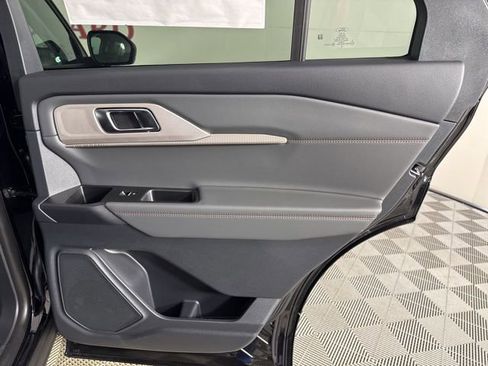 New 2026 Ford Explorer Active image 24