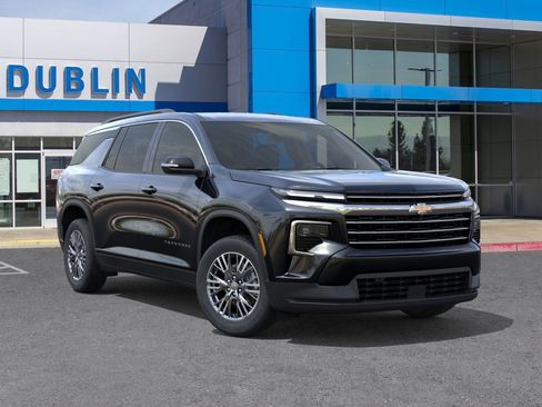 New 2026 Chevrolet Traverse LT image 8