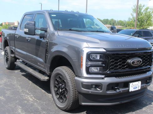 New 2026 Ford F350 Lariat w/ Black Appearance Package AWD/4WD image 13