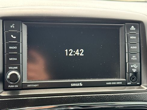 Used 2017 Dodge Grand Caravan GT FWD image 18