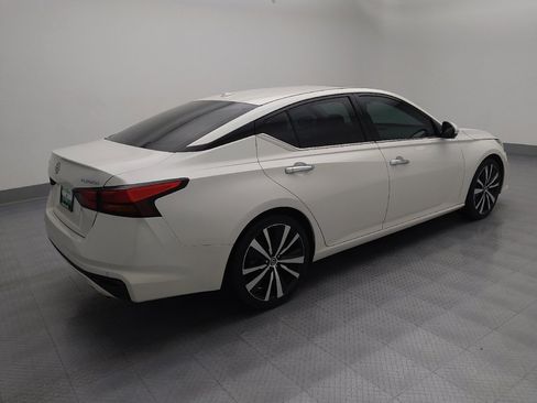 Used 2019 Nissan Altima 2.5 Platinum image 10