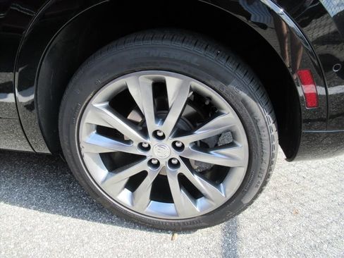 Used 2021 Buick Envision Avenir w/ Technology Package II image 5