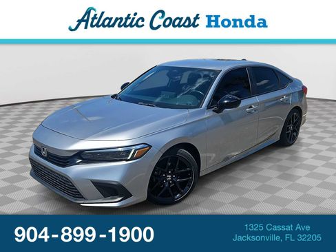 Used 2023 Honda Civic Sport image 1