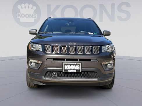 Used 2021 Jeep Compass Latitude w/ Sun and Sound Group AWD/4WD image 11