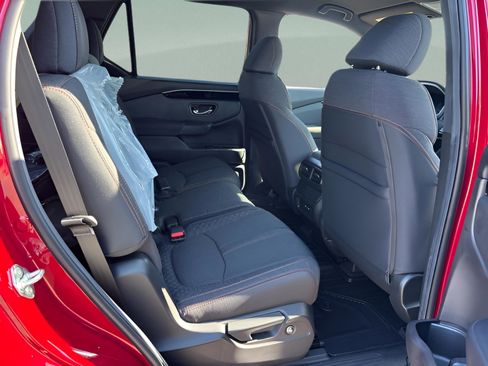 New 2025 Honda Pilot Sport image 18