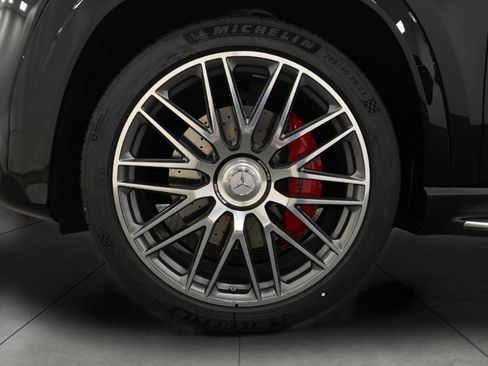 New 2026 Mercedes-Benz GLS 63 AMG 4MATIC image 16