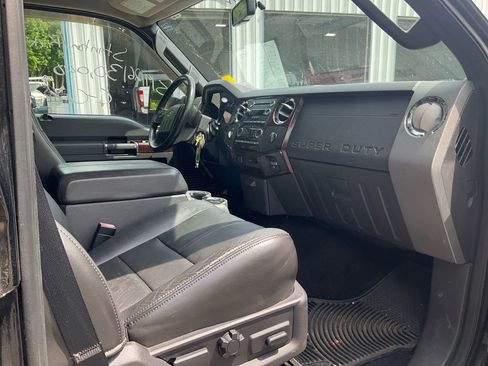 Used 2010 Ford F250 Lariat AWD/4WD image 11
