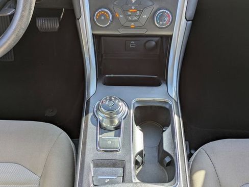 Used 2017 Ford Fusion S FWD image 18