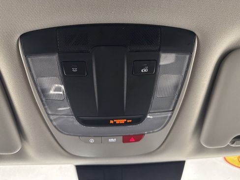 Used 2023 Kia Sportage EX image 18