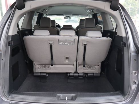 Used 2022 Honda Odyssey EX image 4
