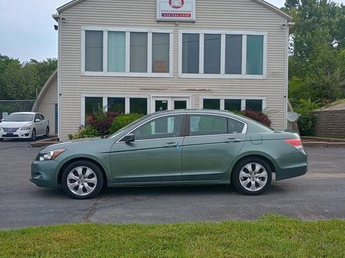 Used 2009 Honda Accord EX-L image 2