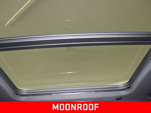 Used 2023 GMC Yukon XL Denali w/ Denali Reserve Package image 16