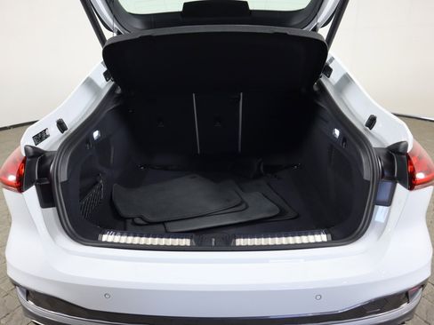 Used 2025 Audi A5 2.0T Prestige w/ 19" Wheel Package image 8