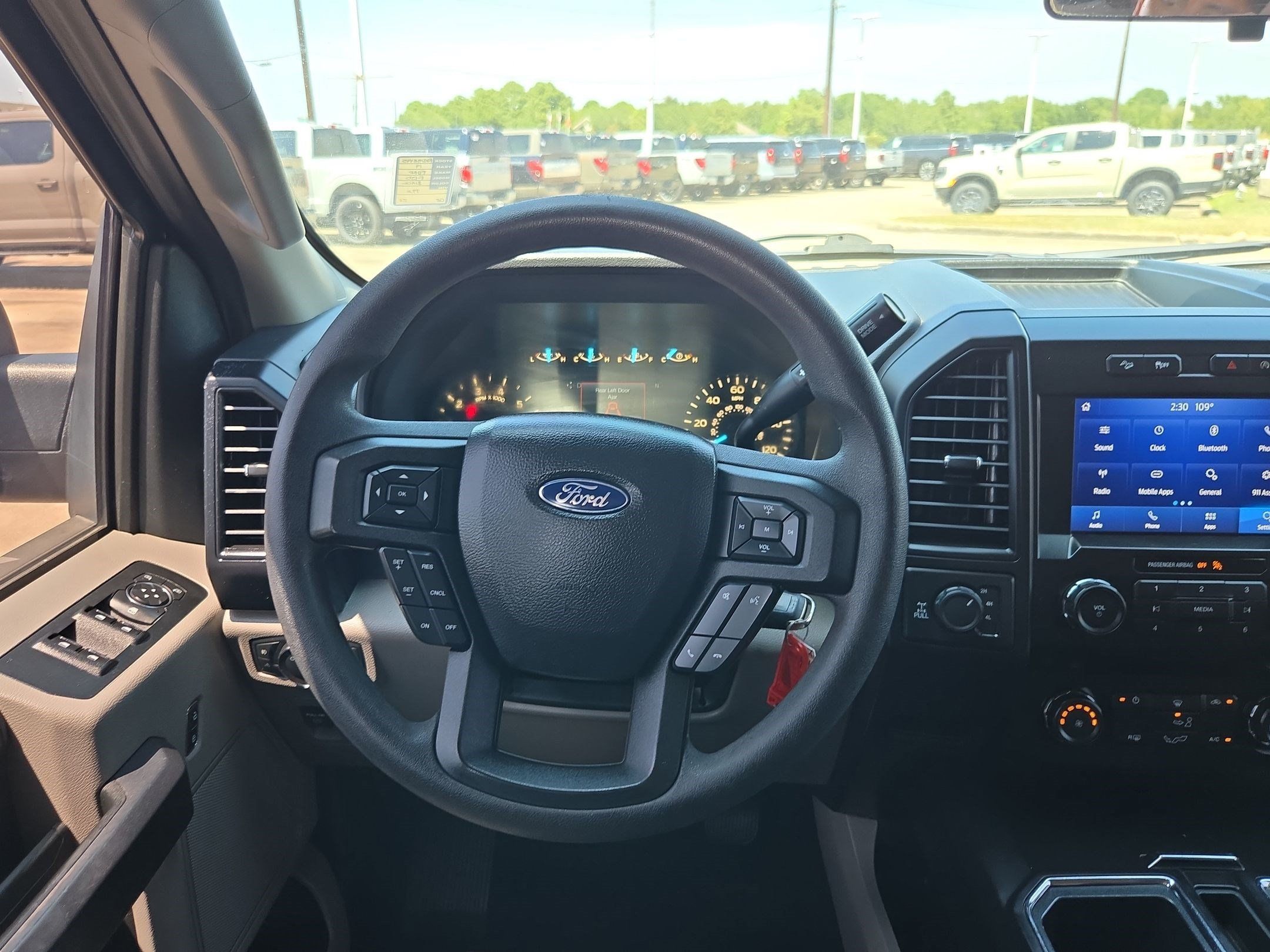 Used 2019 Ford F150 XL w/ Equipment Group 101A Mid AWD/4WD image 26