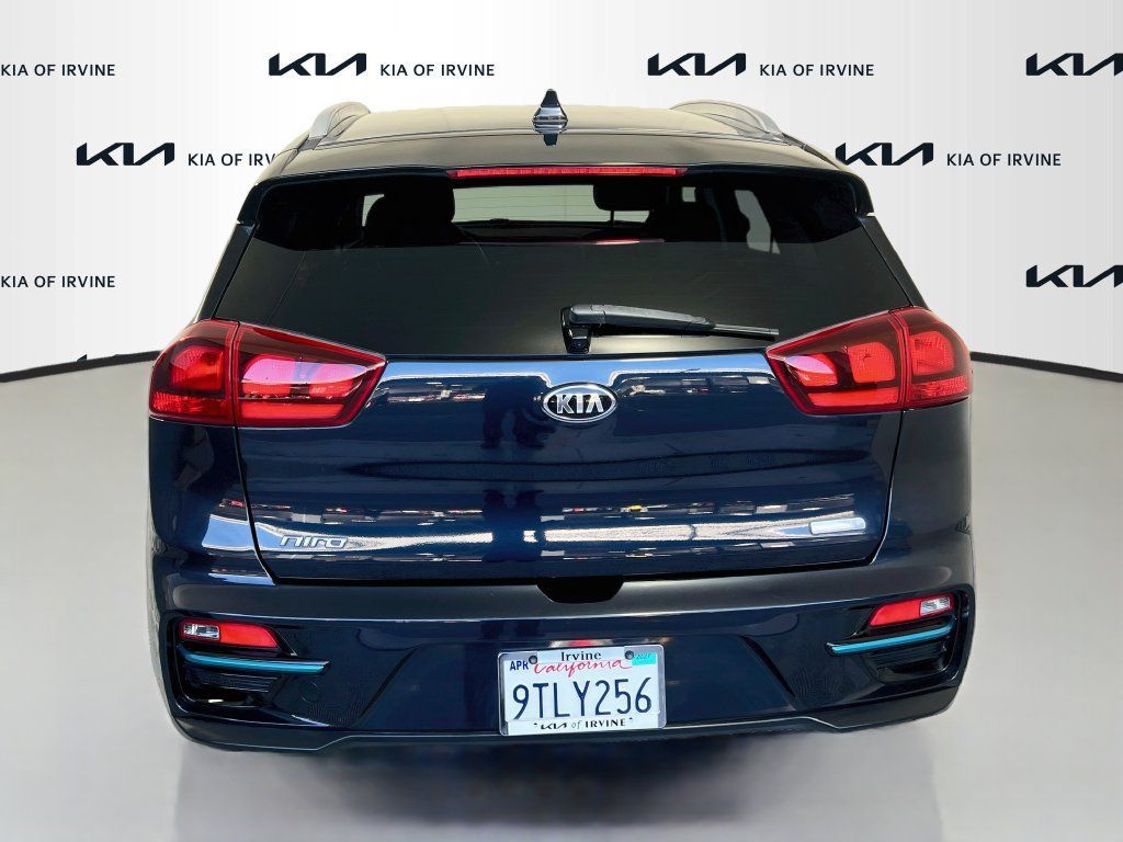 Used 2020 Kia Niro EX FWD image 7