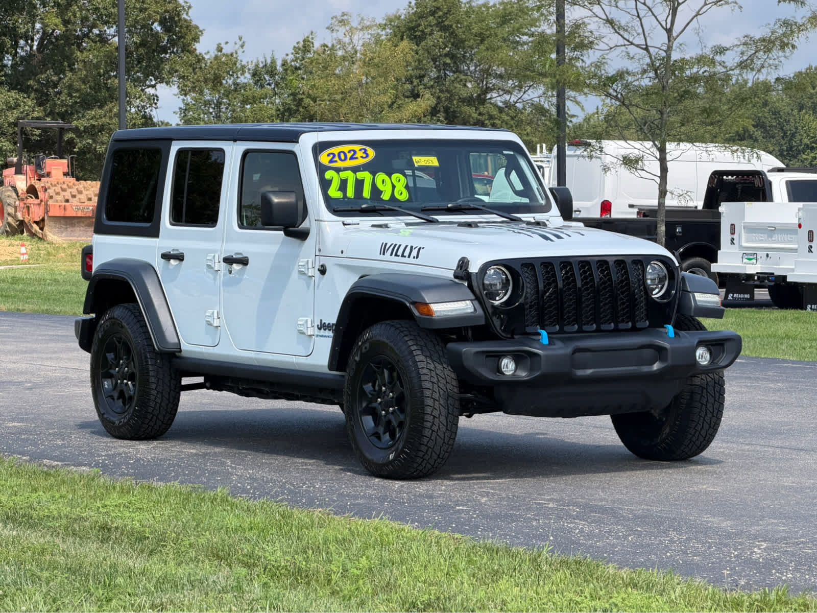 Used 2023 Jeep Wrangler Unlimited w/ Cold Weather Group AWD/4WD image 1