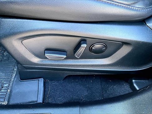 Used 2023 Ford Explorer Limited w/ Hybrid Equipment Group 310A image 36