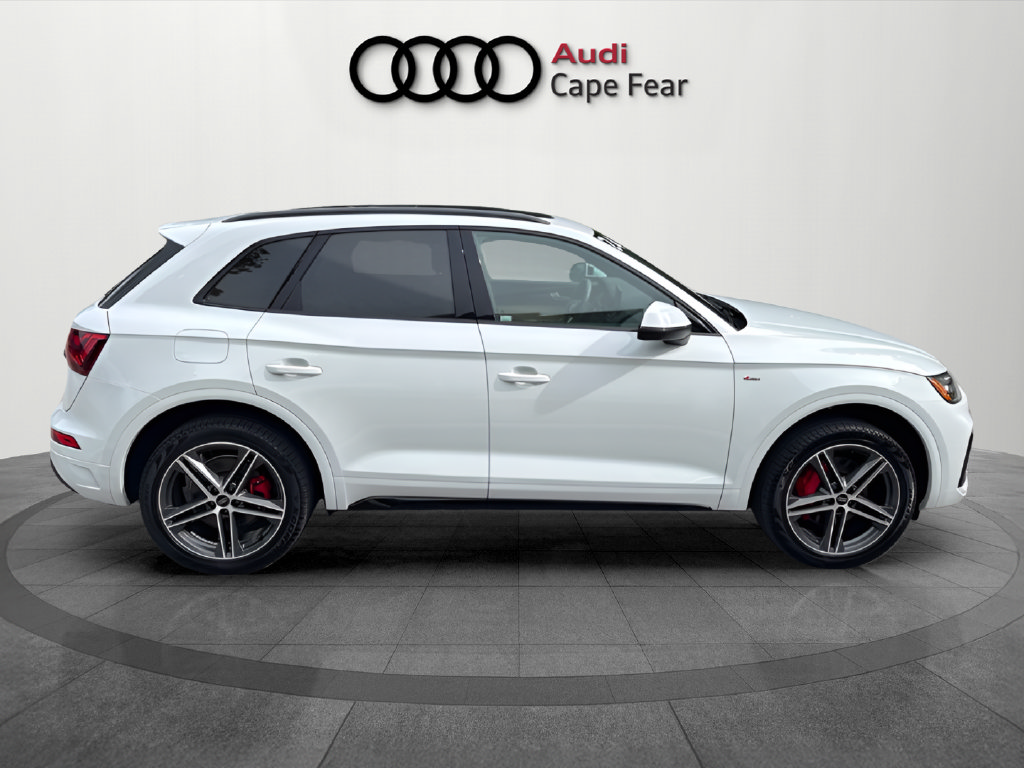 Used 2024 Audi Q5 e Premium Plus w/ Premium Plus Package AWD/4WD image 8