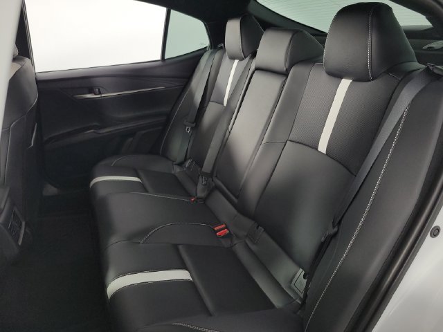 Used 2026 Toyota Camry SE w/ Convenience Package FWD image 17