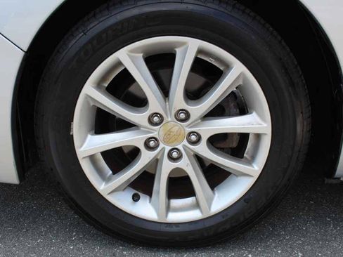 Used 2014 Subaru Impreza 2.0i Premium AWD/4WD image 27