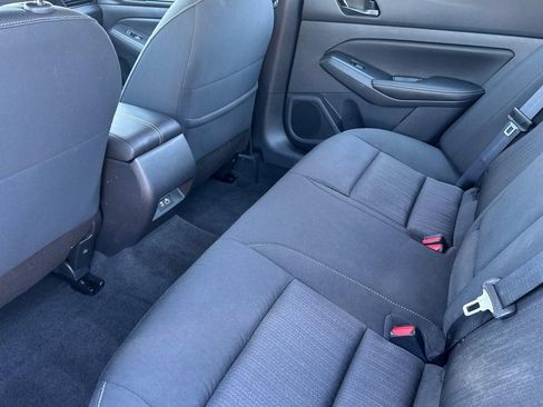 Used 2025 Nissan Altima 2.5 SV image 26