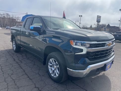 New 2026 Chevrolet Silverado 1500 LT image 3