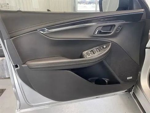 Used 2019 Chevrolet Impala Premier image 8