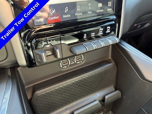 Used 2023 RAM 1500 Laramie image 4