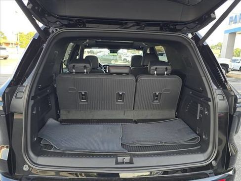New 2026 Chevrolet Traverse RS w/ LPO, Floor Liner Package FWD image 29