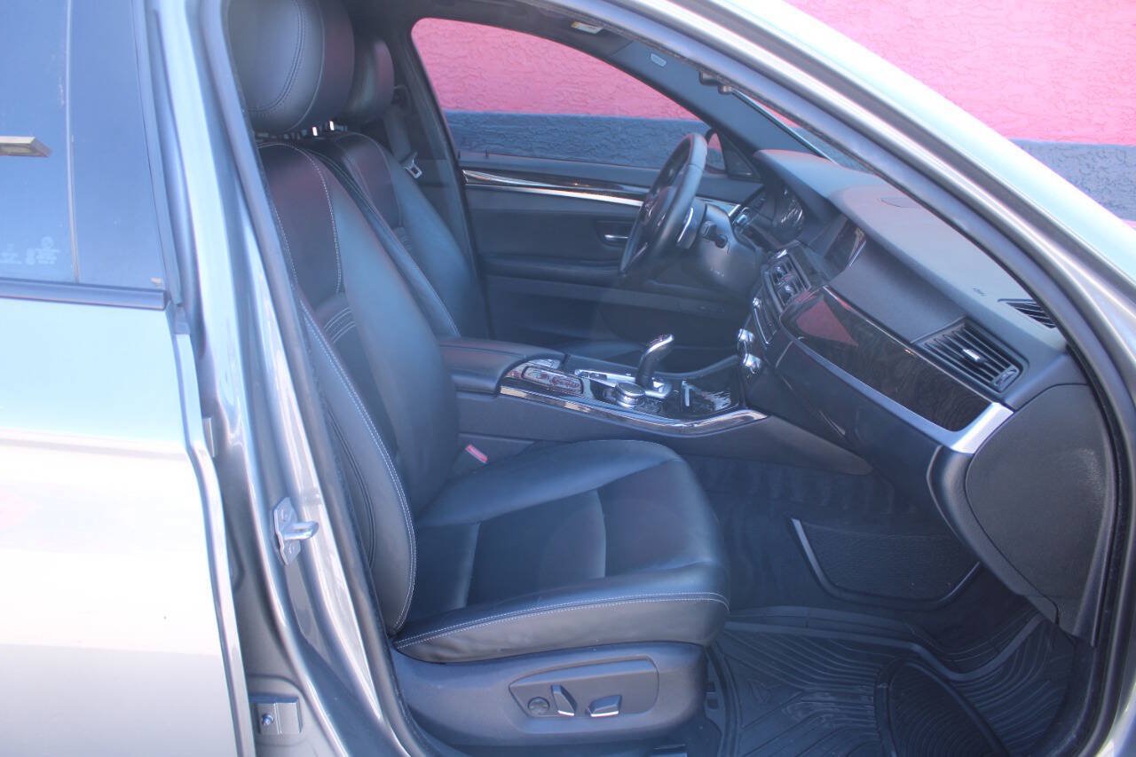 Used 2016 BMW 528i Sedan RWD image 12